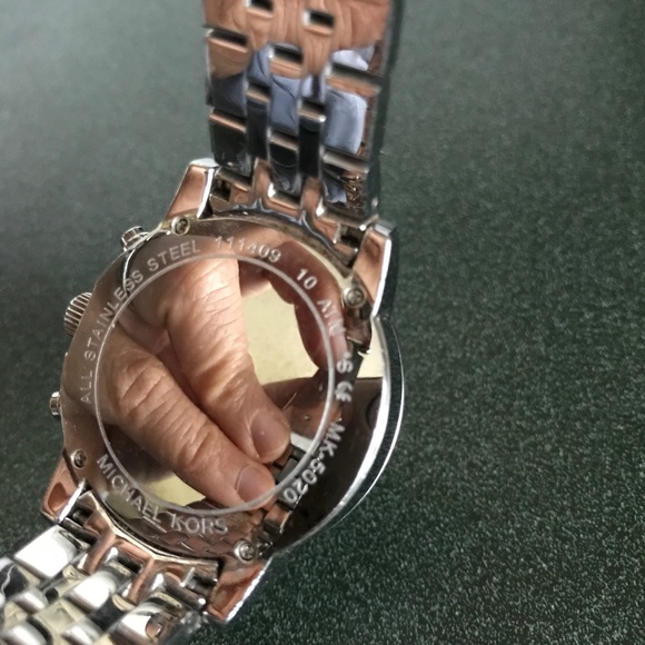 Michael Kors Ritz Silver-tone Women’s Watch MK-5020 - Picture 9 of 16